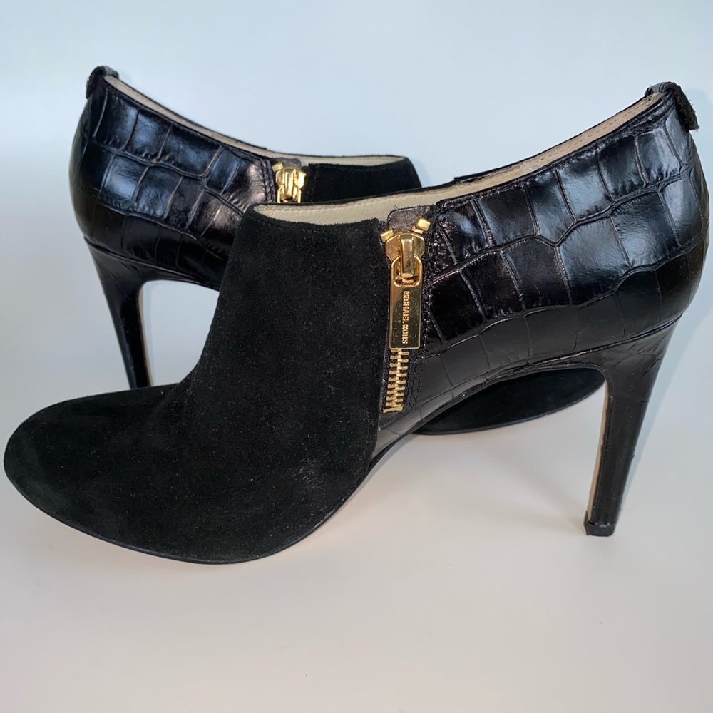 Michael Kors “Sammy Ankle Boot”